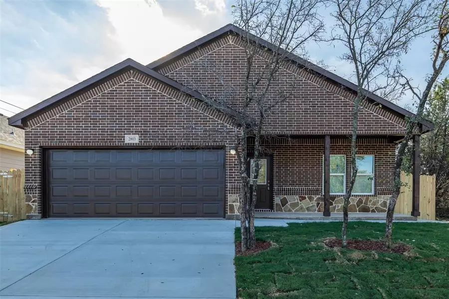 2803 Beechwood Street, Granbury, TX 76048