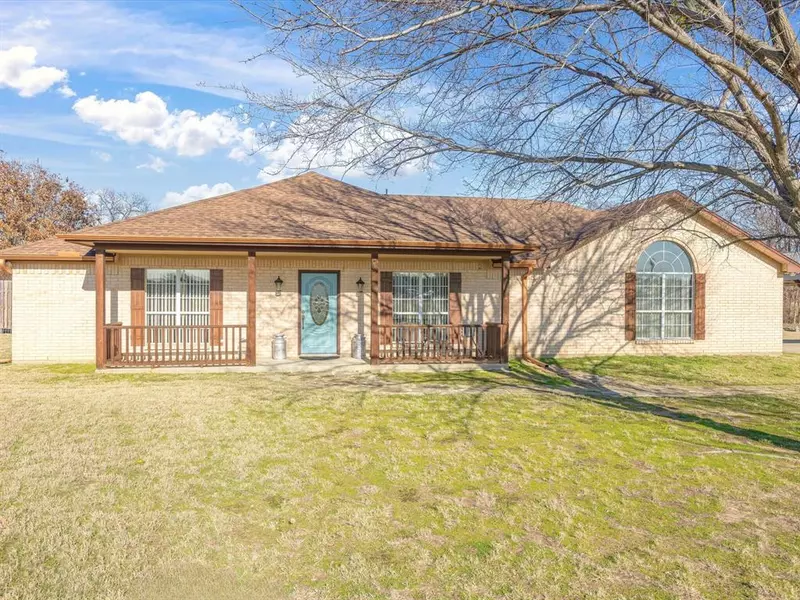 158 Roaring Springs Court, Azle, TX 76020