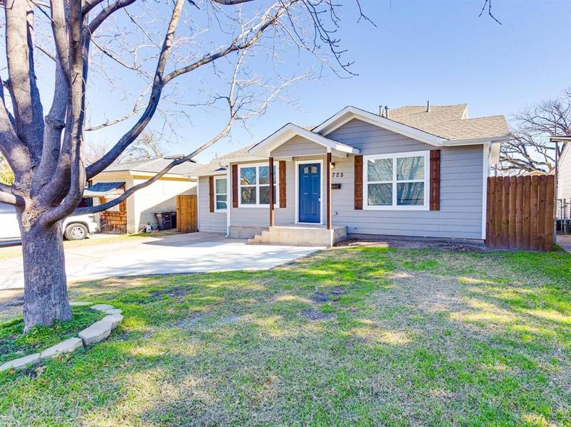 2725 Livingston Avenue, Fort Worth, TX 76110