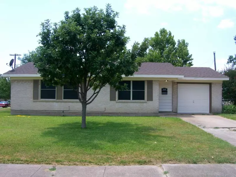 1339 Eastern Heights Drive, Mesquite, TX 75149