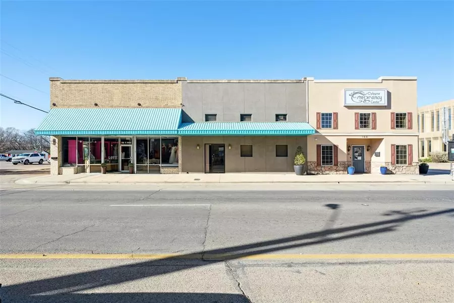 102 104 S Main Street, Cleburne, TX 76033