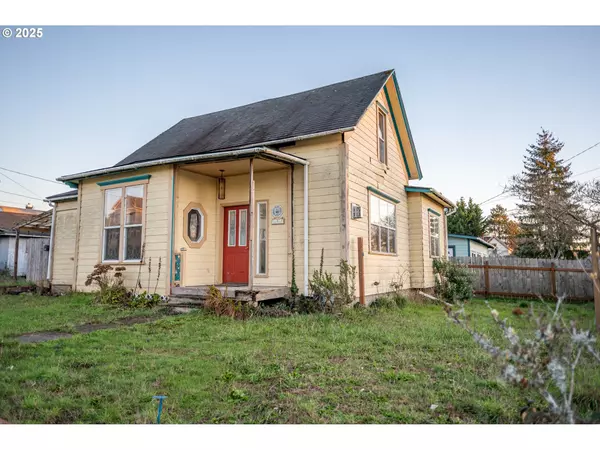 584 N BAXTER ST, Coquille, OR 97423