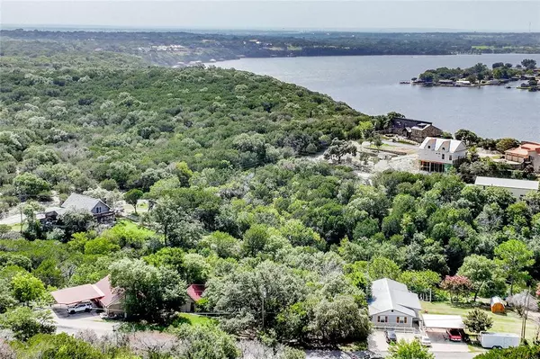 1011 Hidden Cove Trail, Granbury, TX 76049