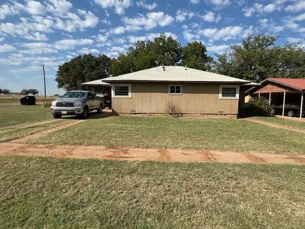 115 Barb Street, Roby, TX 79543