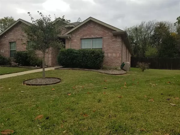 Glenn Heights, TX 75154,900 Blue Quail Run