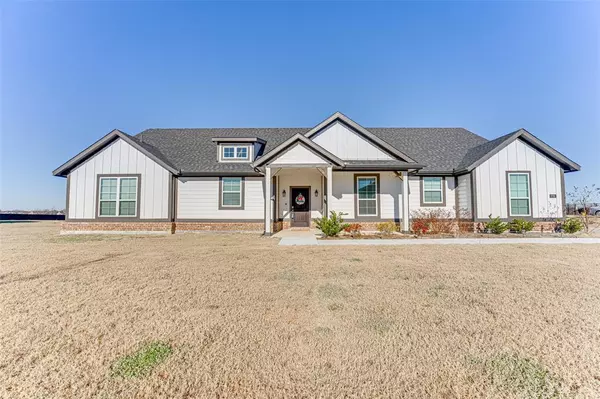 2710 Burr Oak Road, Oak Ridge, TX 75161