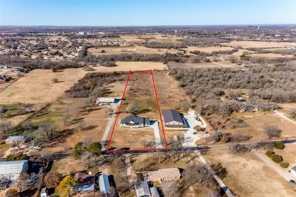 Joshua, TX 76058,5621 County Road 803