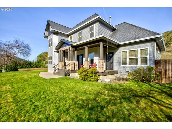 Winchester, OR 97495,459 OAK VALLEY LOOP