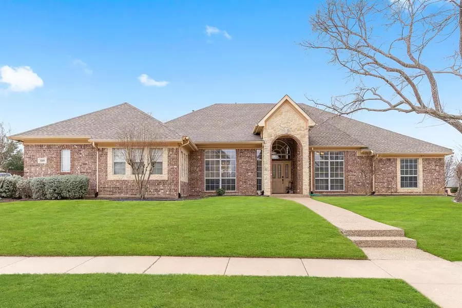 6109 Valleywood Drive, Flower Mound, TX 75028