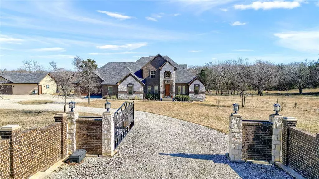 1606 Quail Hill Road, Whitesboro, TX 76273