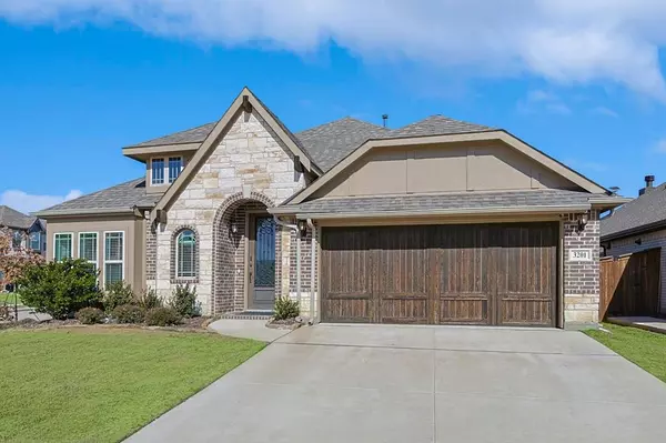 3201 Silver Chase, Fort Worth, TX 76244