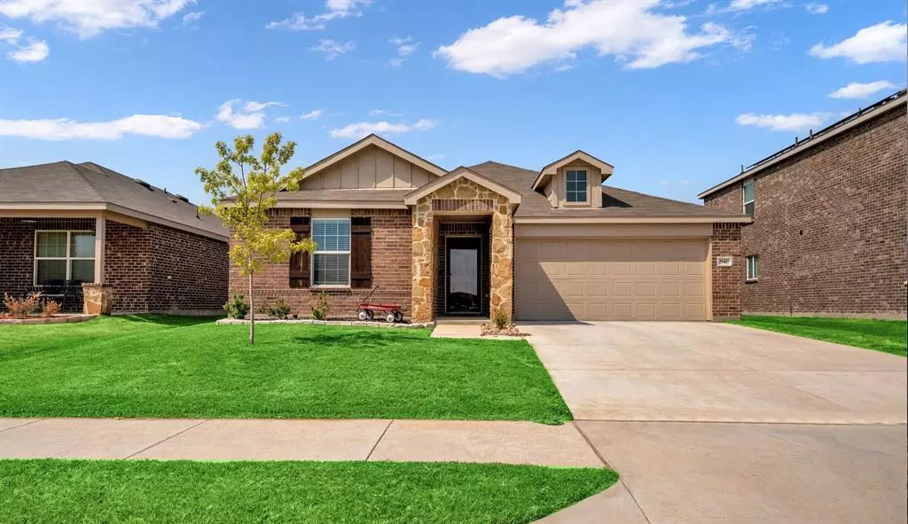 Haslet, TX 76052,940 Paso Fino Drive