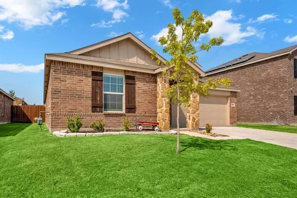 Haslet, TX 76052,940 Paso Fino Drive