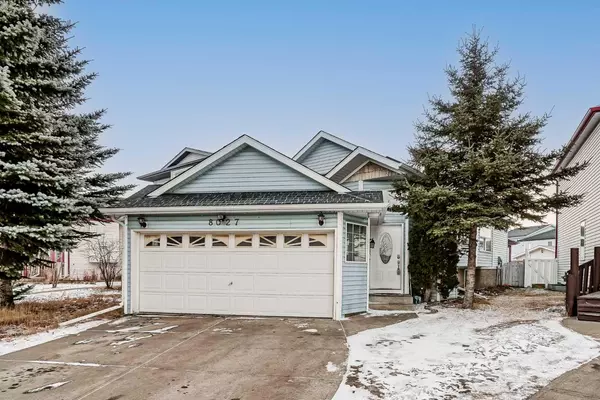 8027 Laguna WAY Northeast, Calgary, AB T1Y 7A4