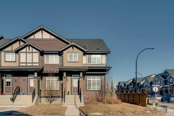 222 Clydesdale AVE, Cochrane, AB T4C 2S5