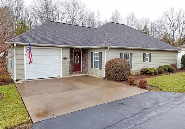 414 Long View Circle, Hiawassee, GA 30546