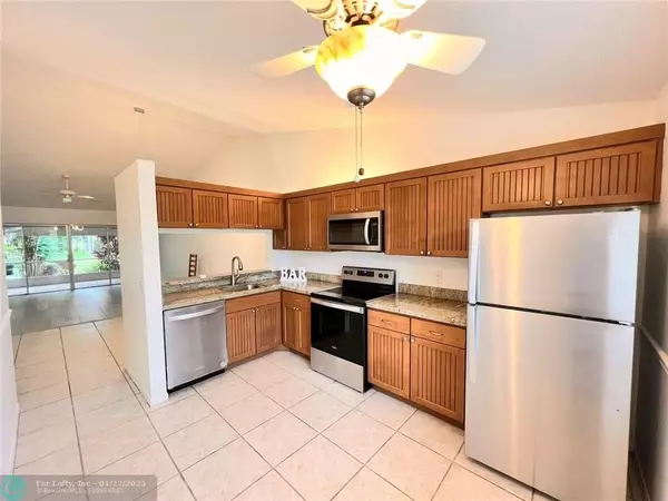 Jupiter, FL 33458,176 Bent Arrow Dr