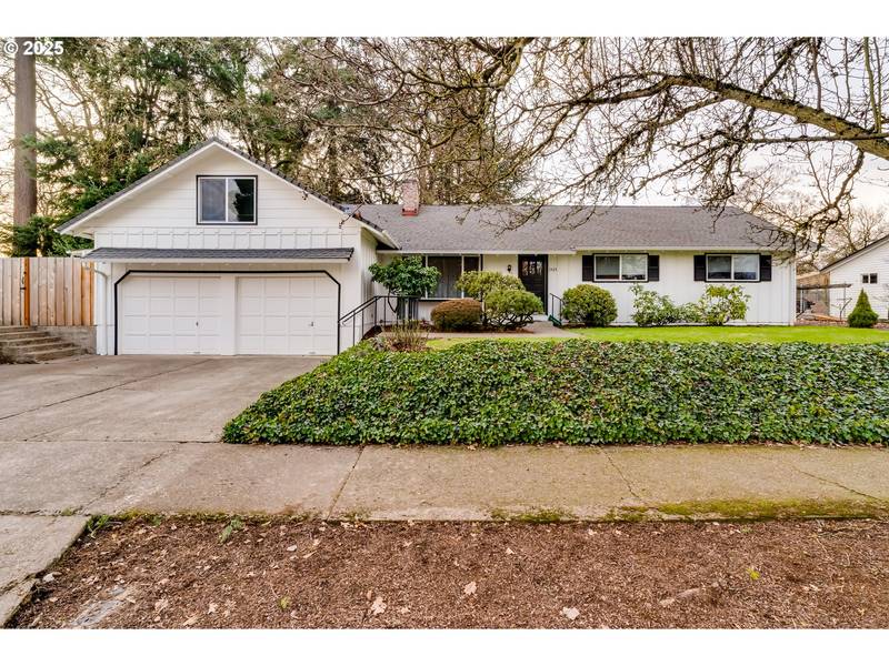 2424 LEYTON LN, Eugene, OR 97404