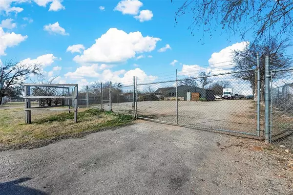 Crowley, TX 76036,3502 County Road 920