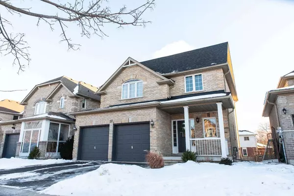 27 Laurelbank CRES, Georgina, ON L4P 4H7