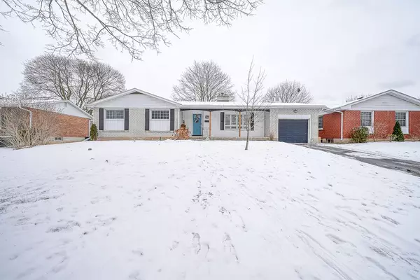 19 Meadow RD, Brantford, ON N3R 3K9