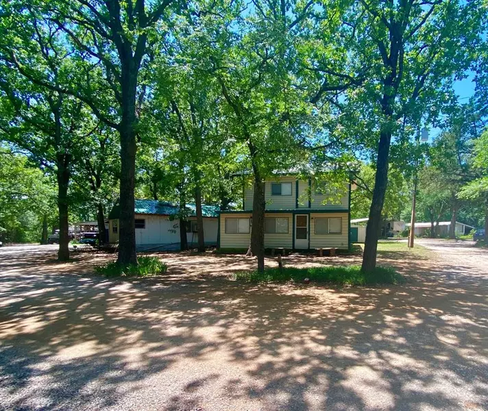 301 Cedar Point Circle, Gordonville, TX 76245