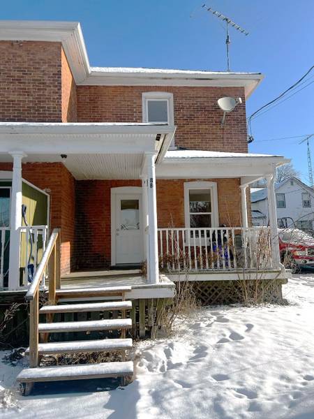 8 Main ST #B, Hastings, ON K0K 2M0