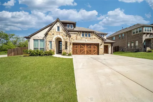 3253 Park Ridge Drive, Mesquite, TX 75181