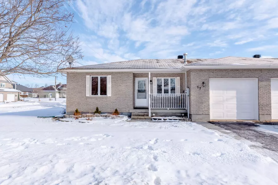 57 Sandfield AVE N, Stormont, Dundas And Glengarry, ON K0C 1A0