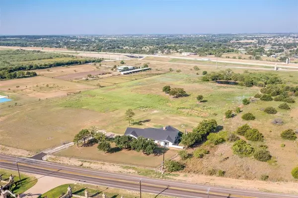 Burleson, TX 76058,7703 FM 1902