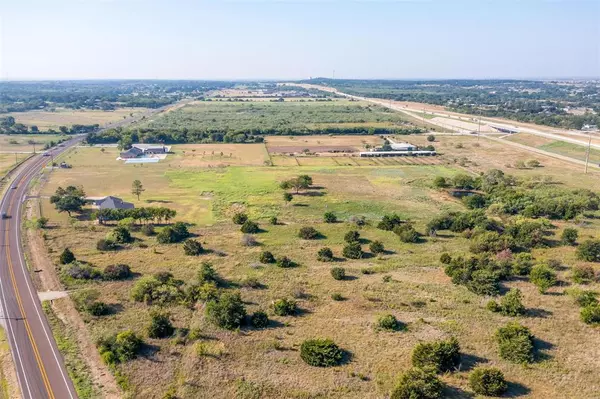 Burleson, TX 76058,7703 FM 1902