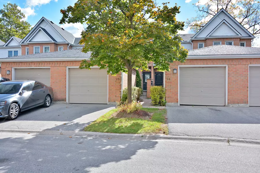 1570 Richmond ST #25, Middlesex, ON N6G 4W1