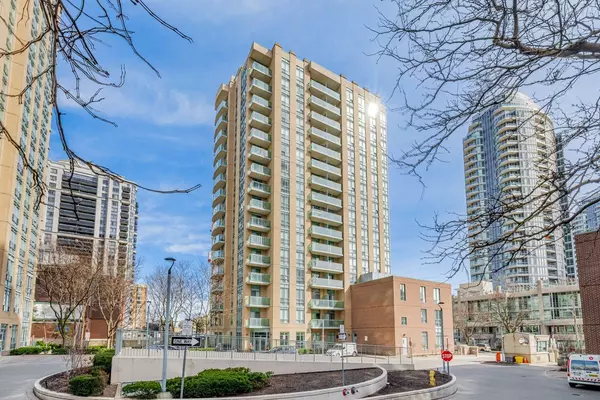 28 Olive AVE #1009, Toronto C14, ON M2N 4N5