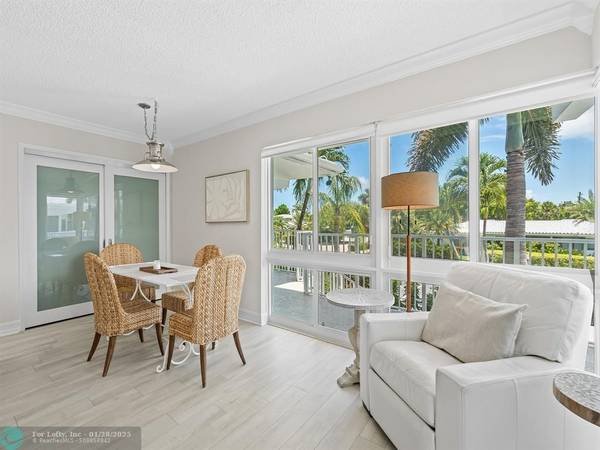 Lauderdale By The Sea, FL 33308,223 Marine Ct  #207