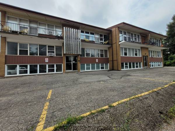 521 Park ST #2, Waterloo, ON N2G 1N8