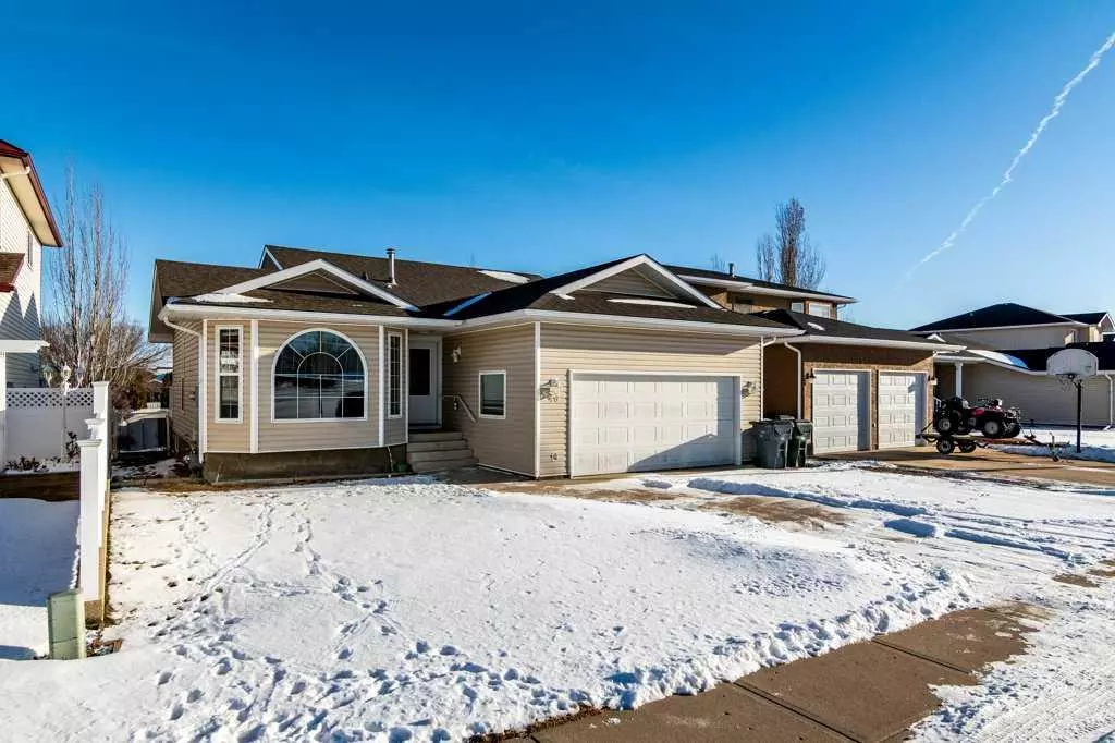 Medicine Hat, AB T1B 4L8,40 Spruce Close Southeast