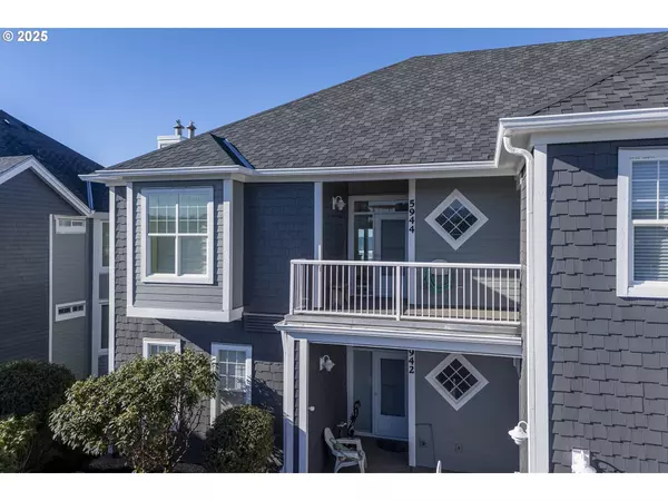 South Beach, OR 97366,5944 SW CUPOLA DR