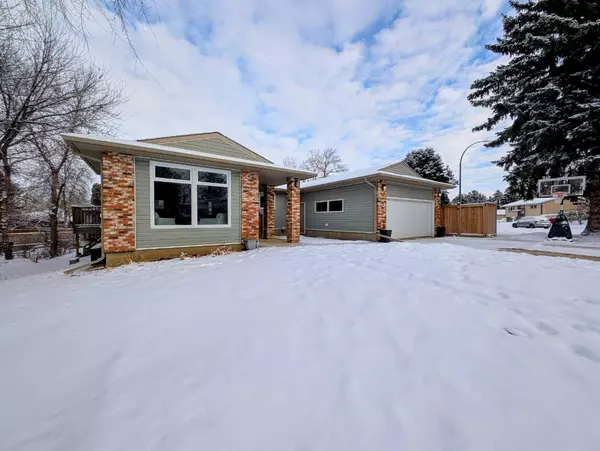 45 Red Deer DR Southwest, Medicine Hat, AB T1A 7J6