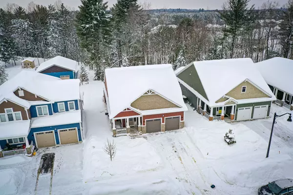 Bracebridge, ON P1L 0E1,10 Hunter PL