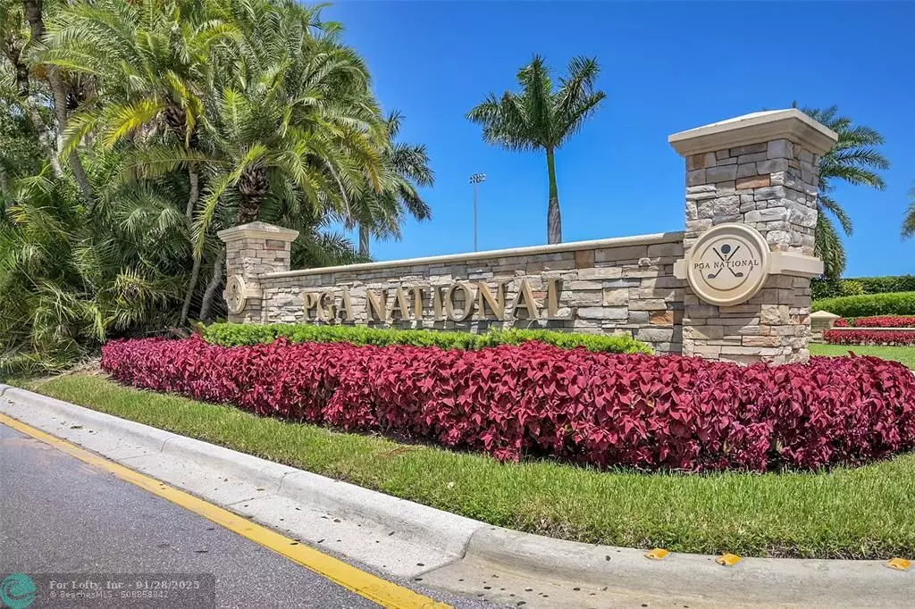 Palm Beach Gardens, FL 33418,362 Prestwick Cir  #3