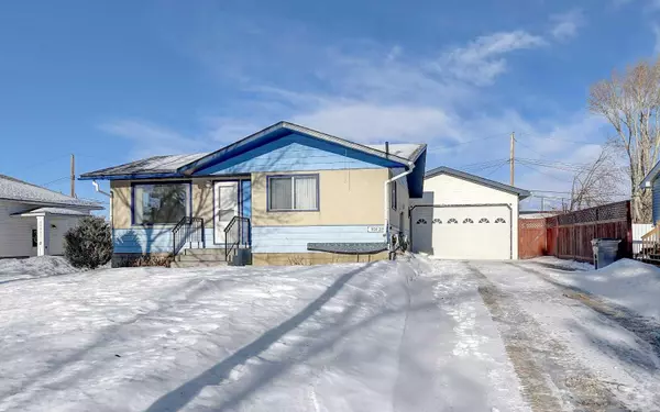 10128 112 AVE, Grande Prairie, AB T8V 1V7