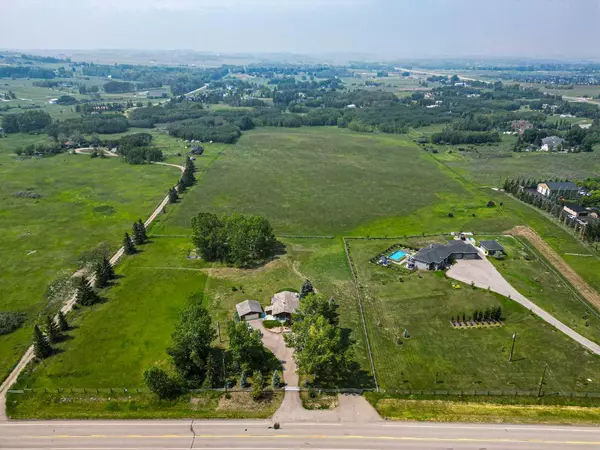 Rural Foothills County, AB T0L 0X0,32 ST East