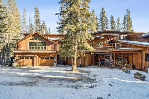 16 Yoho Tinda RD, Bragg Creek, AB T0K 0K0