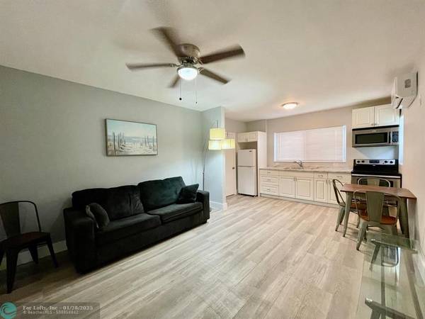 828 NE 17th Ave  #3, Fort Lauderdale, FL 33304