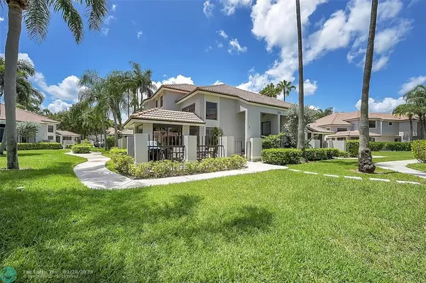 Palm Beach Gardens, FL 33418,362 Prestwick Cir  #3