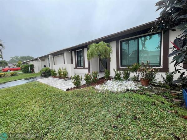 15672 Bottlebrush Cir  #1, Delray Beach, FL 33484