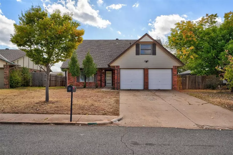 1504 Vulcan Circle, Edmond, OK 73003