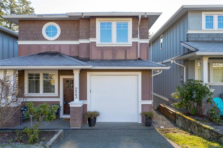 223 Traverse Close, Langford, BC V9B 0N9