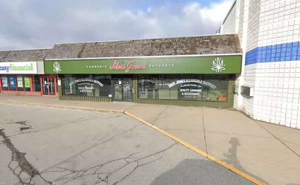 Barrie, ON L4N 7T9,279 Yonge ST #1A