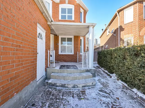 Mississauga, ON L5B 3J7,317 Macedonia CRES